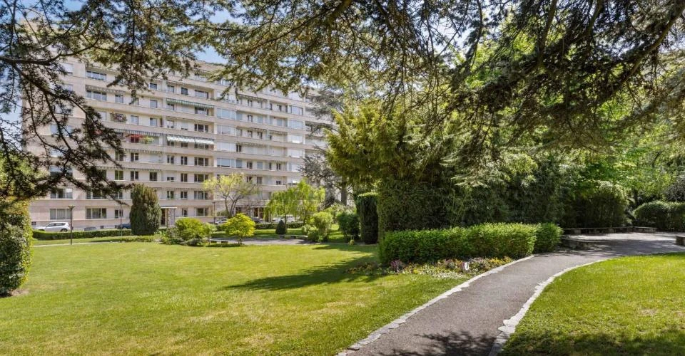 Квартира в Женеве, Швейцария, 108 м² - фото 2