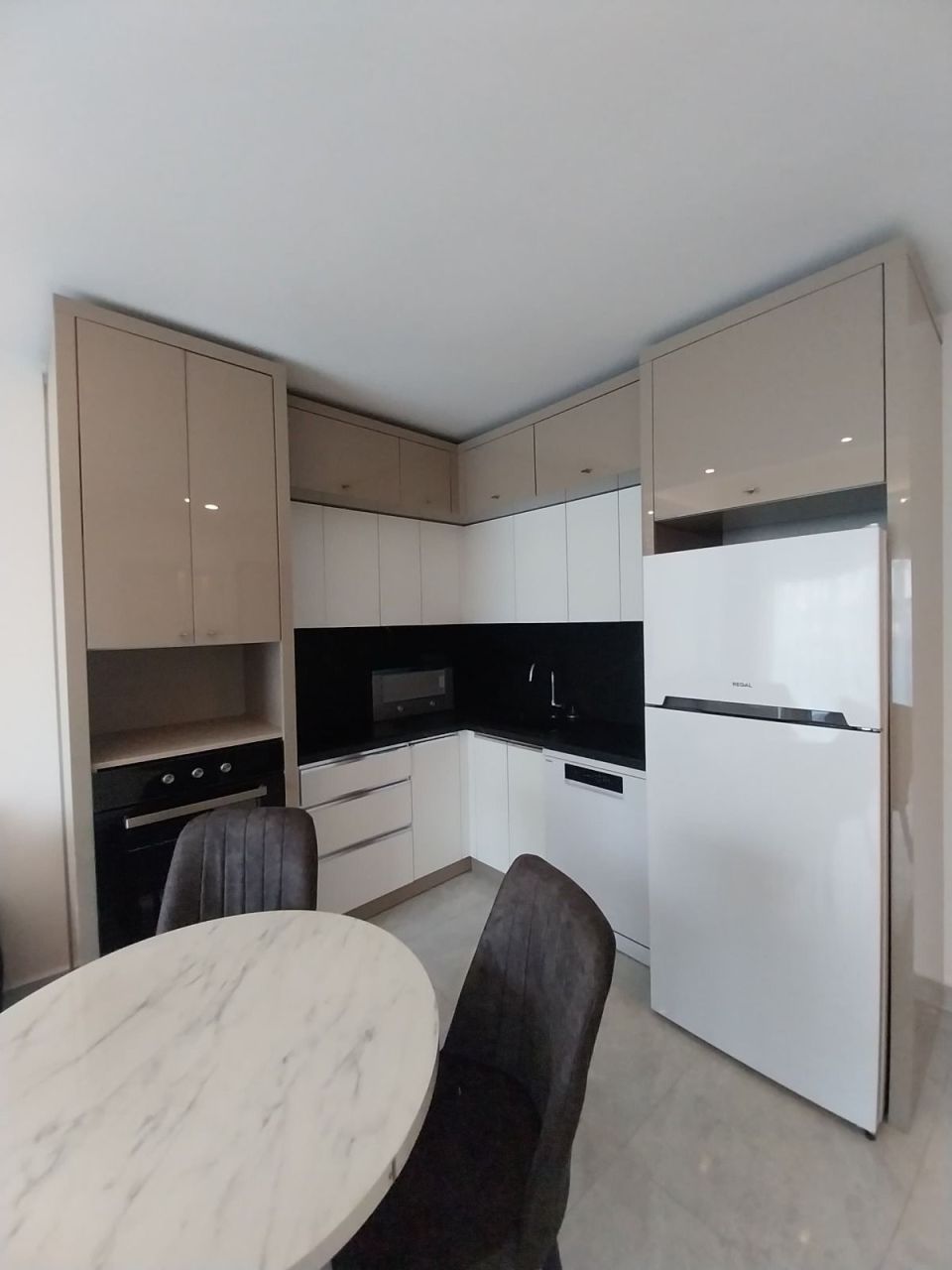 Квартира в Алании, Турция, 50 м² - фото 1