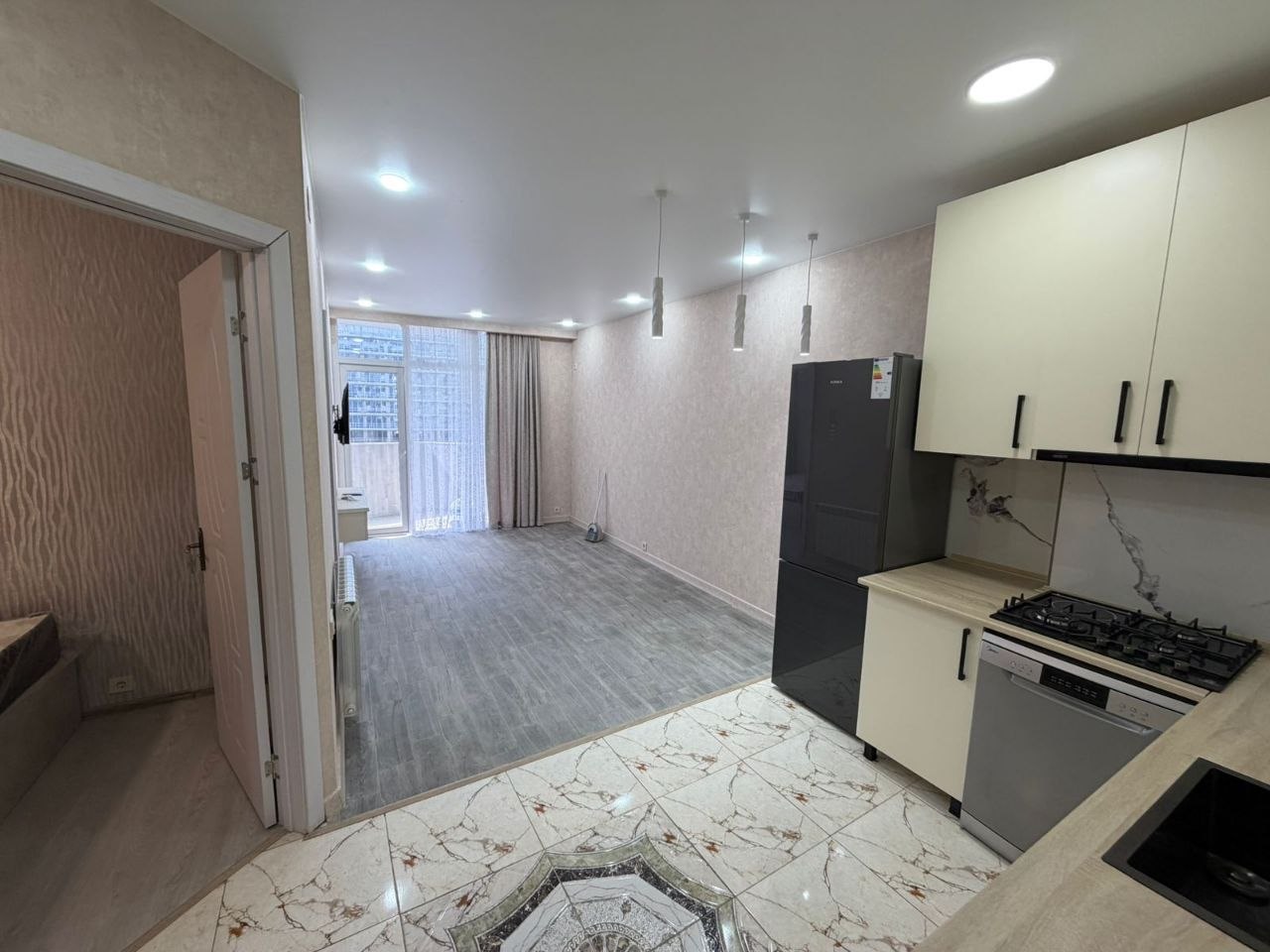 Студия в Батуми, Грузия, 58 м² - фото 1