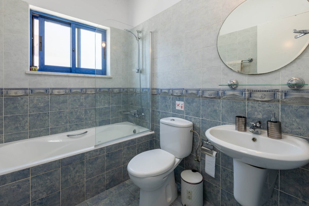 Апартаменты в Пафосе, Кипр, 72 м² - фото 10