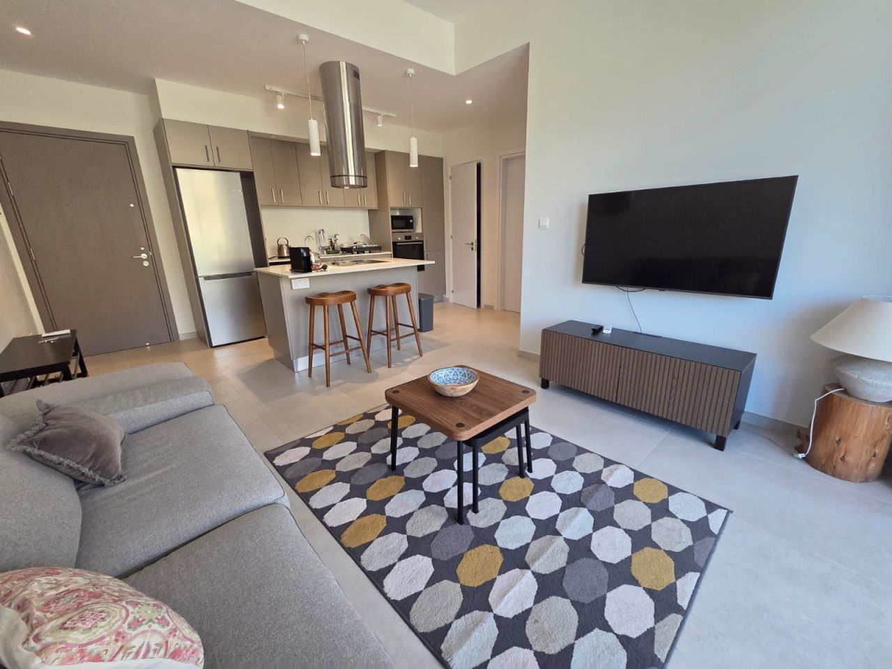 Апартаменты в Айос-Атанасиосе, Кипр, 60 м² - фото 1