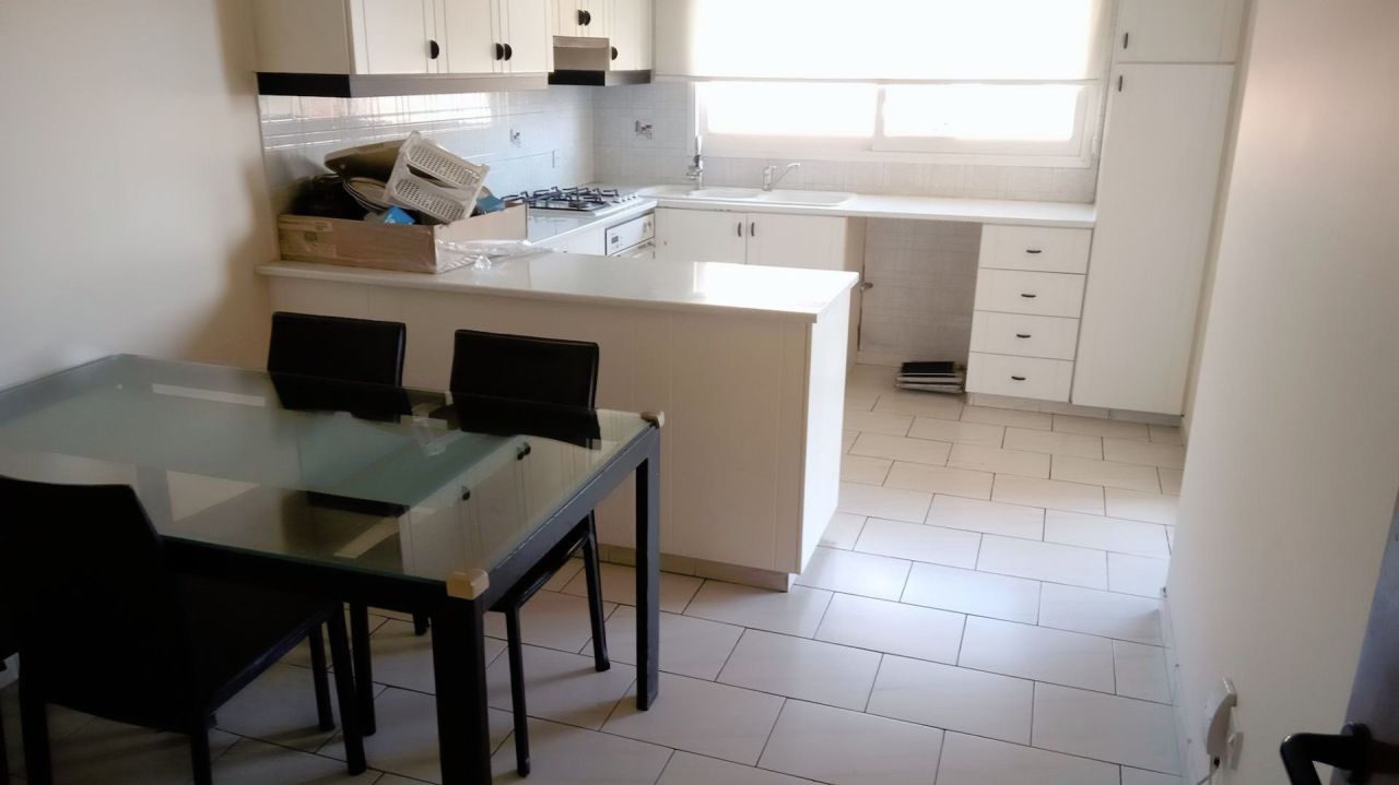 Апартаменты в Айос-Атанасиосе, Кипр, 200 м² - фото 3