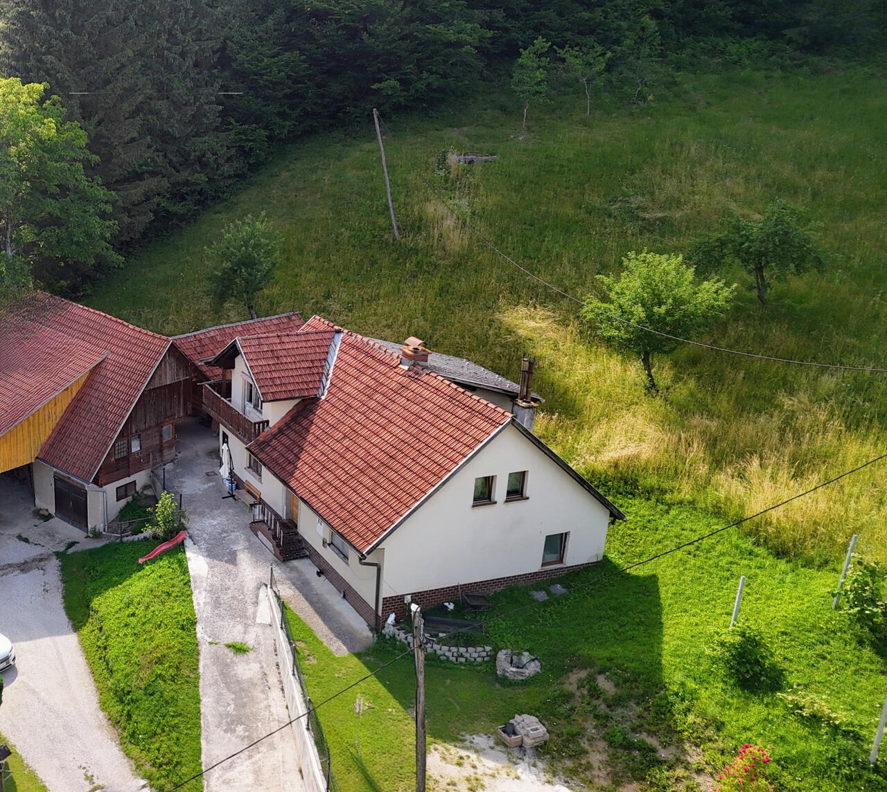 Ферма в Мозирье, Словения, 4 701 м² - фото 1
