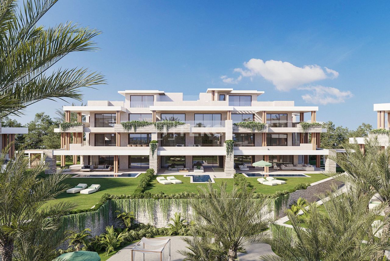 Апартаменты в Эстепоне, Испания, 169 м² - фото 1