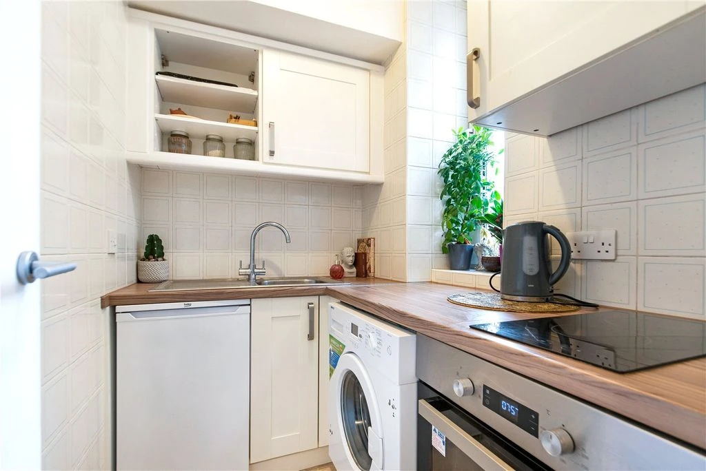 Квартира в Лондоне, Великобритания, 18 м² - фото 2