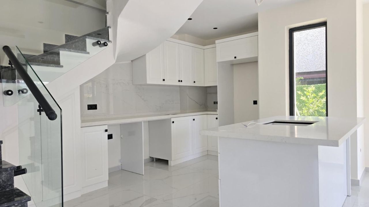 Вилла в Алании, Турция, 210 м² - фото 6