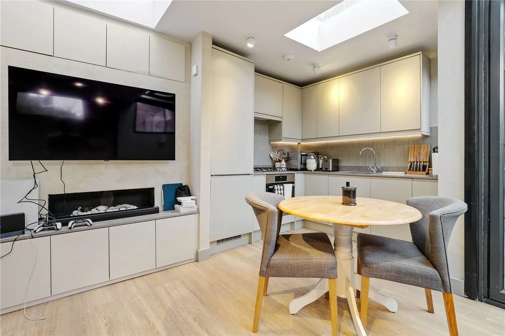 Квартира в Лондоне, Великобритания, 56 м² - фото 13