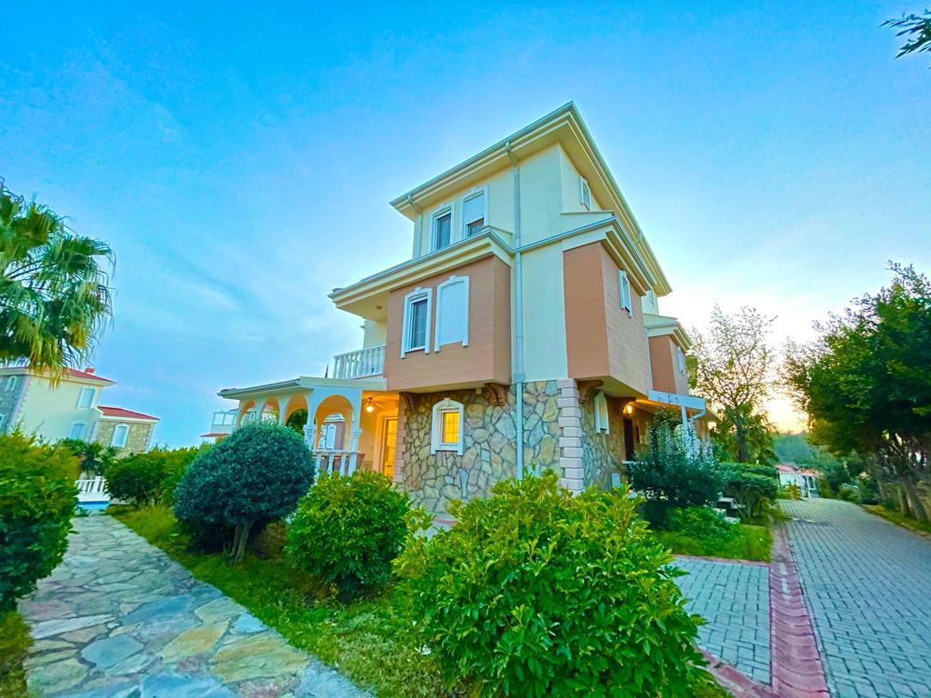 Вилла в Алании, Турция, 250 м² - фото 1