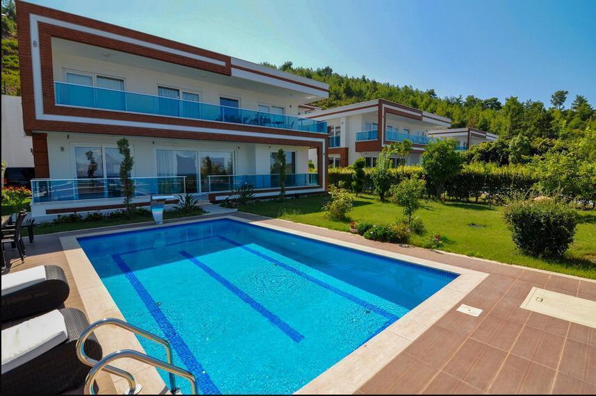 Вилла в Алании, Турция, 300 м² - фото 1