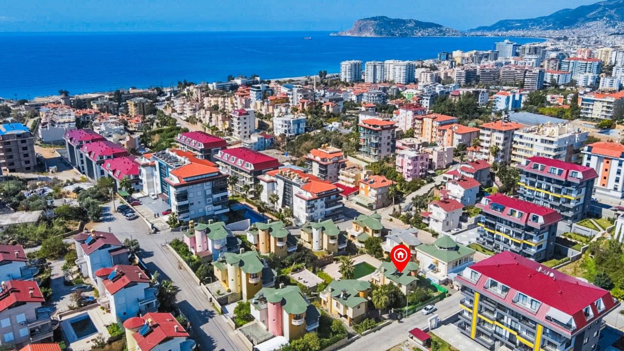 Вилла в Алании, Турция, 300 м² - фото 1