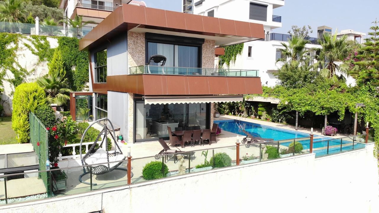 Вилла в Алании, Турция, 340 м² - фото 2