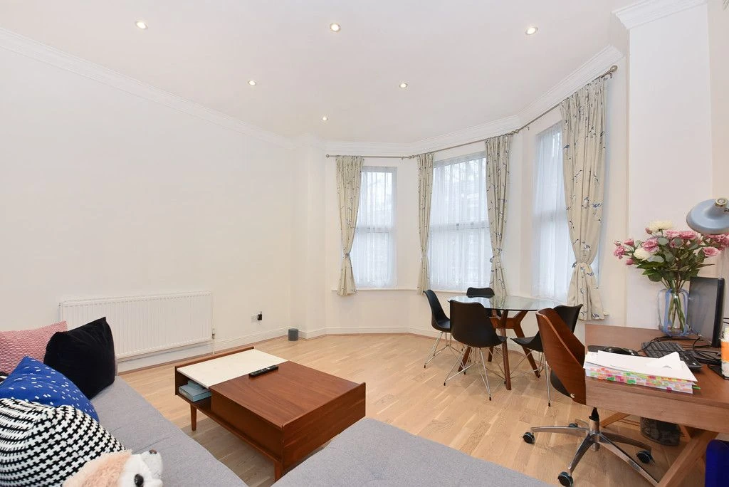 Квартира в Лондоне, Великобритания, 45 м² - фото 1