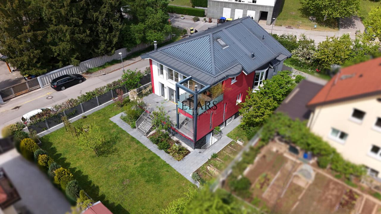 Дом в Любляне, Словения, 388 м² - фото 1