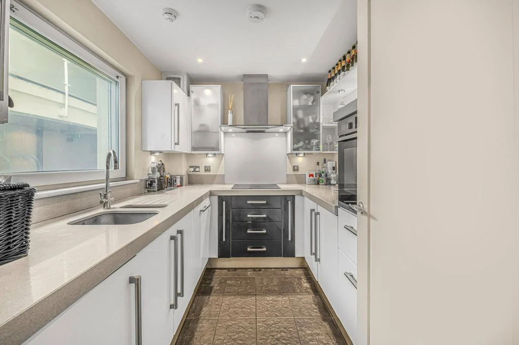 Квартира в Лондоне, Великобритания, 48 м² - фото 1