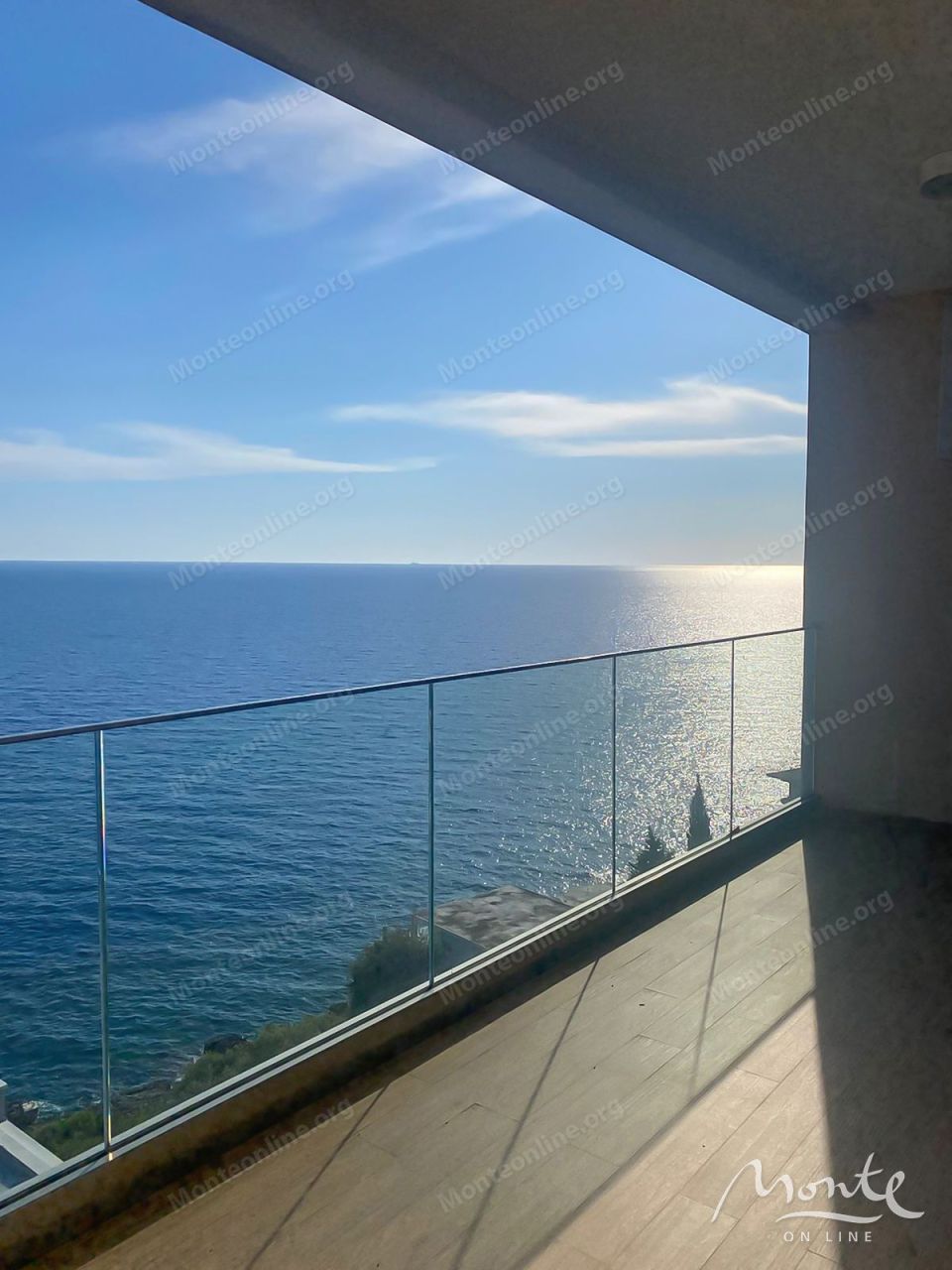 Апартаменты в Добра Воде, Черногория, 110 м² - фото 1