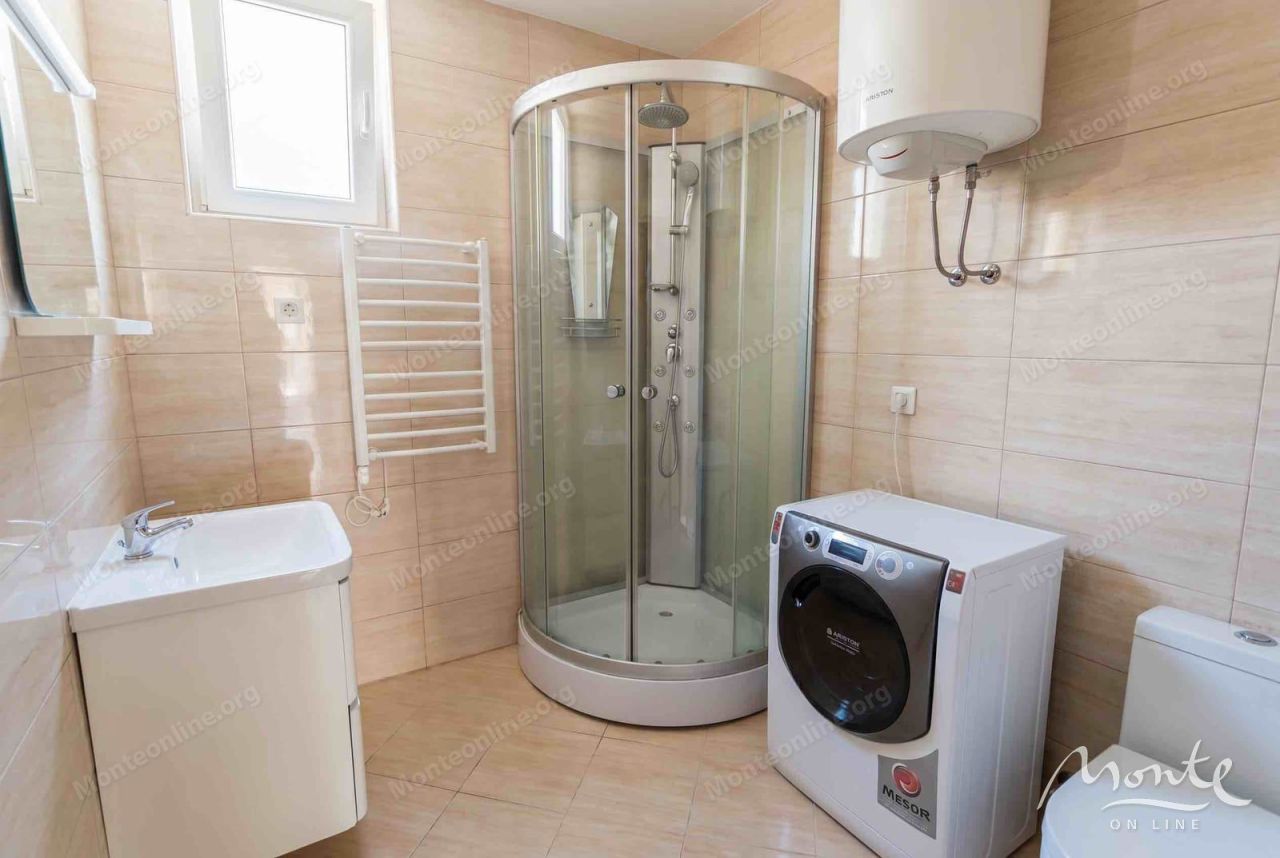 Апартаменты в Бечичи, Черногория, 56 м² - фото 17