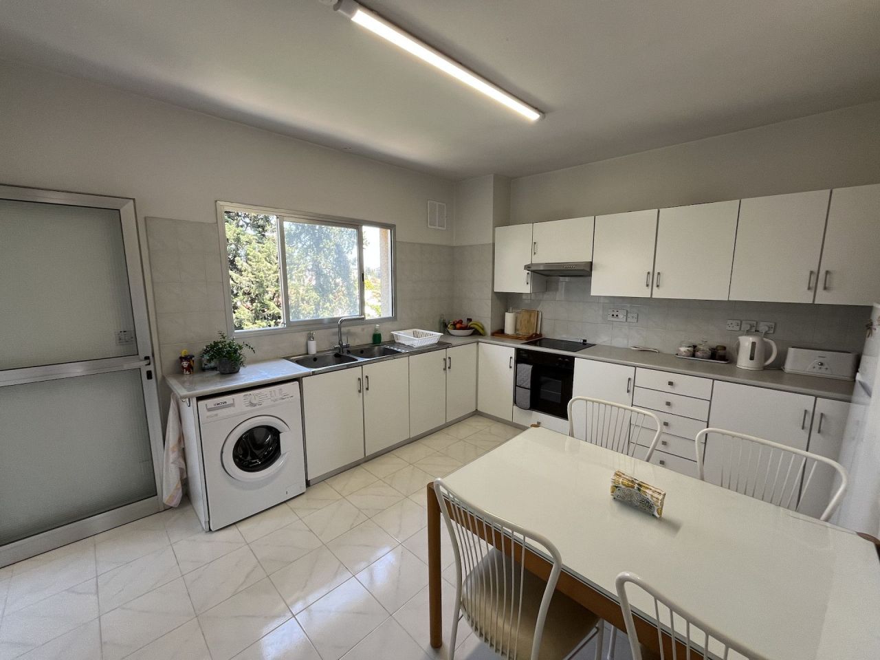 Апартаменты в Айос-Атанасиосе, Кипр, 167 м² - фото 3