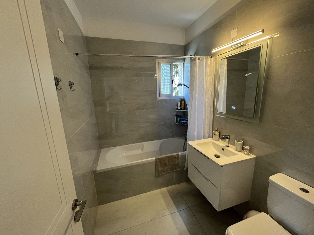 Апартаменты в Айос-Атанасиосе, Кипр, 167 м² - фото 9
