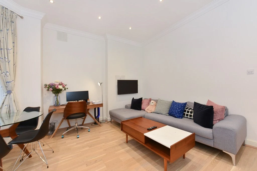 Квартира в Лондоне, Великобритания, 45 м² - фото 2