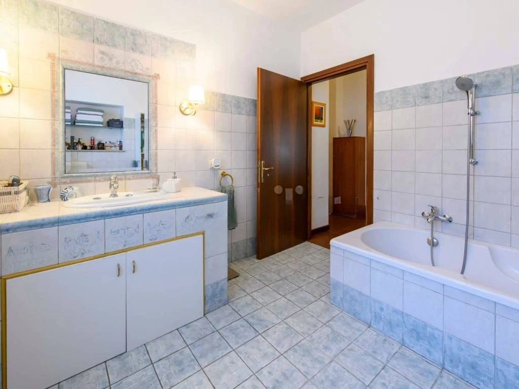 Квартира в Гориции, Италия, 142 м² - фото 16
