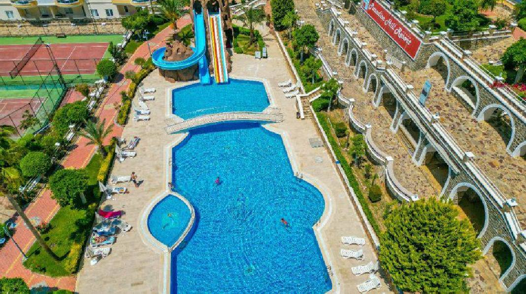 Квартира в Алании, Турция, 250 м² - фото 2