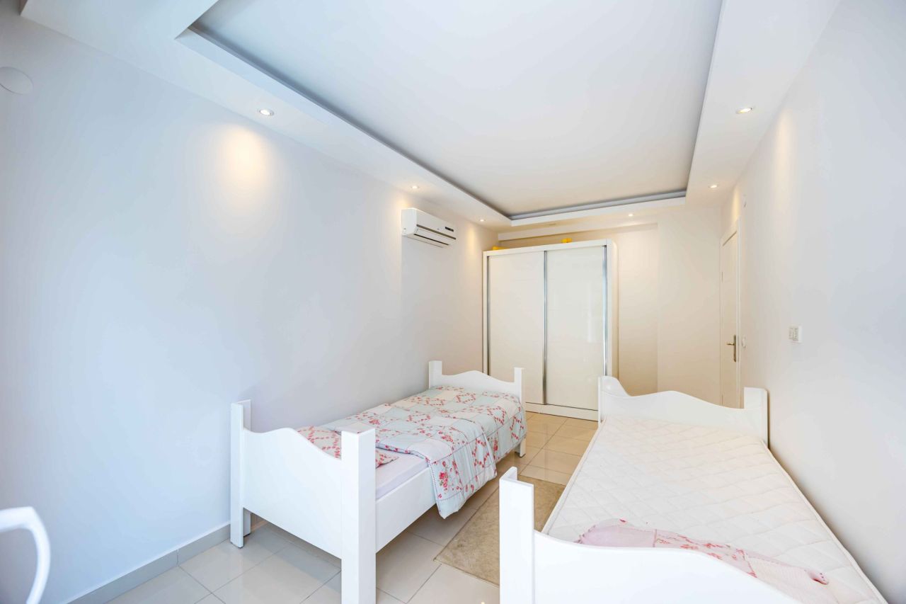 Апартаменты в Алании, Турция, 100 м² - фото 12