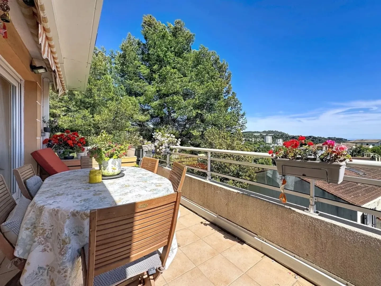 Квартира в Каннах, Франция, 60 м² - фото 1