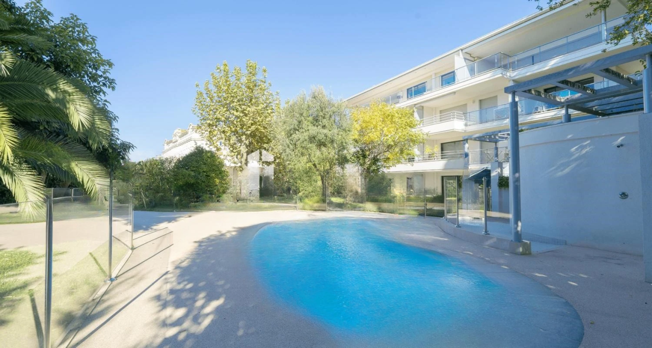 Квартира в Каннах, Франция, 67 м² - фото 1