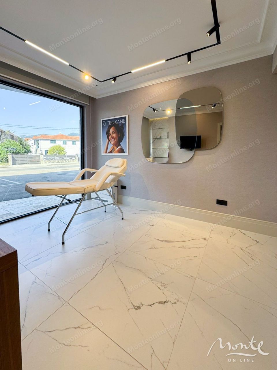 Отель, гостиница в Тивате, Черногория, 55 м² - фото 4