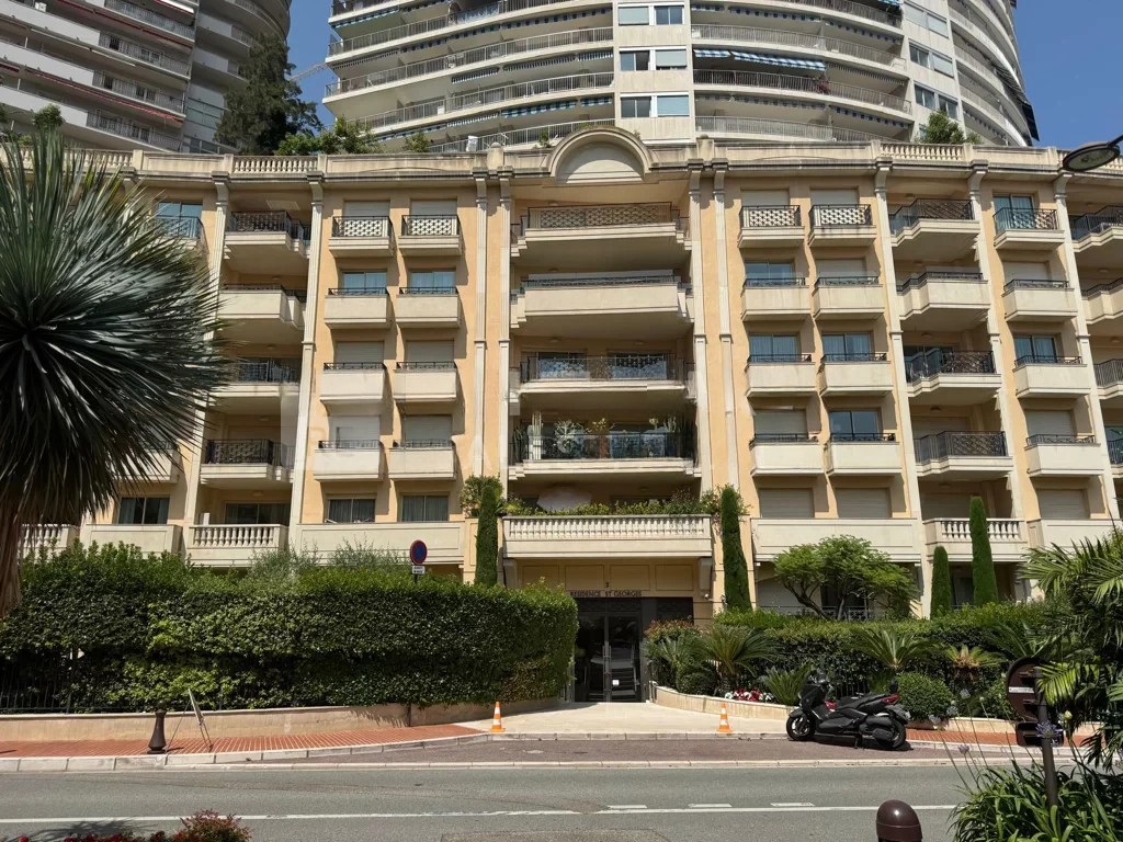 Квартира в Сен-Романе, Монако, 81 м² - фото 1