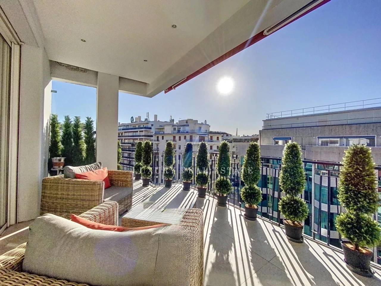 Квартира в Каннах, Франция, 78 м² - фото 1