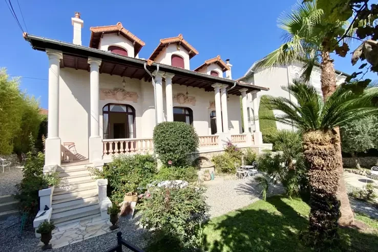Квартира в Каннах, Франция, 275 м² - фото 1