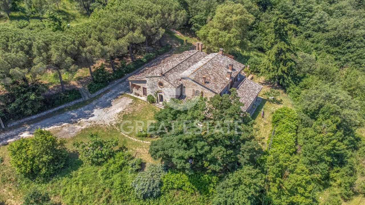 Дом в Маджоне, Италия, 358.8 м² - фото 3