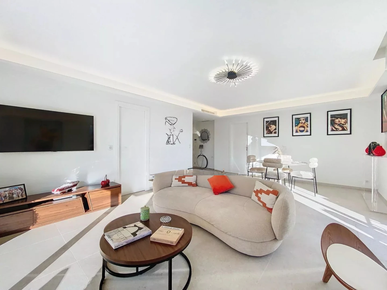 Квартира в Каннах, Франция, 78 м² - фото 2