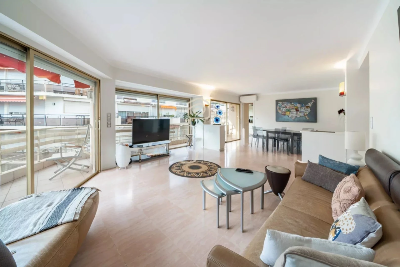 Квартира в Каннах, Франция, 100 м² - фото 2