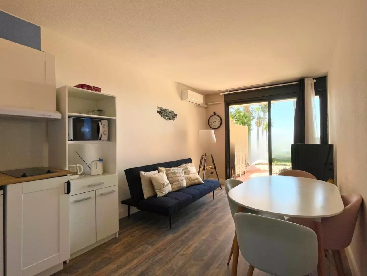 Квартира в Каннах, Франция, 28 м² - фото 2
