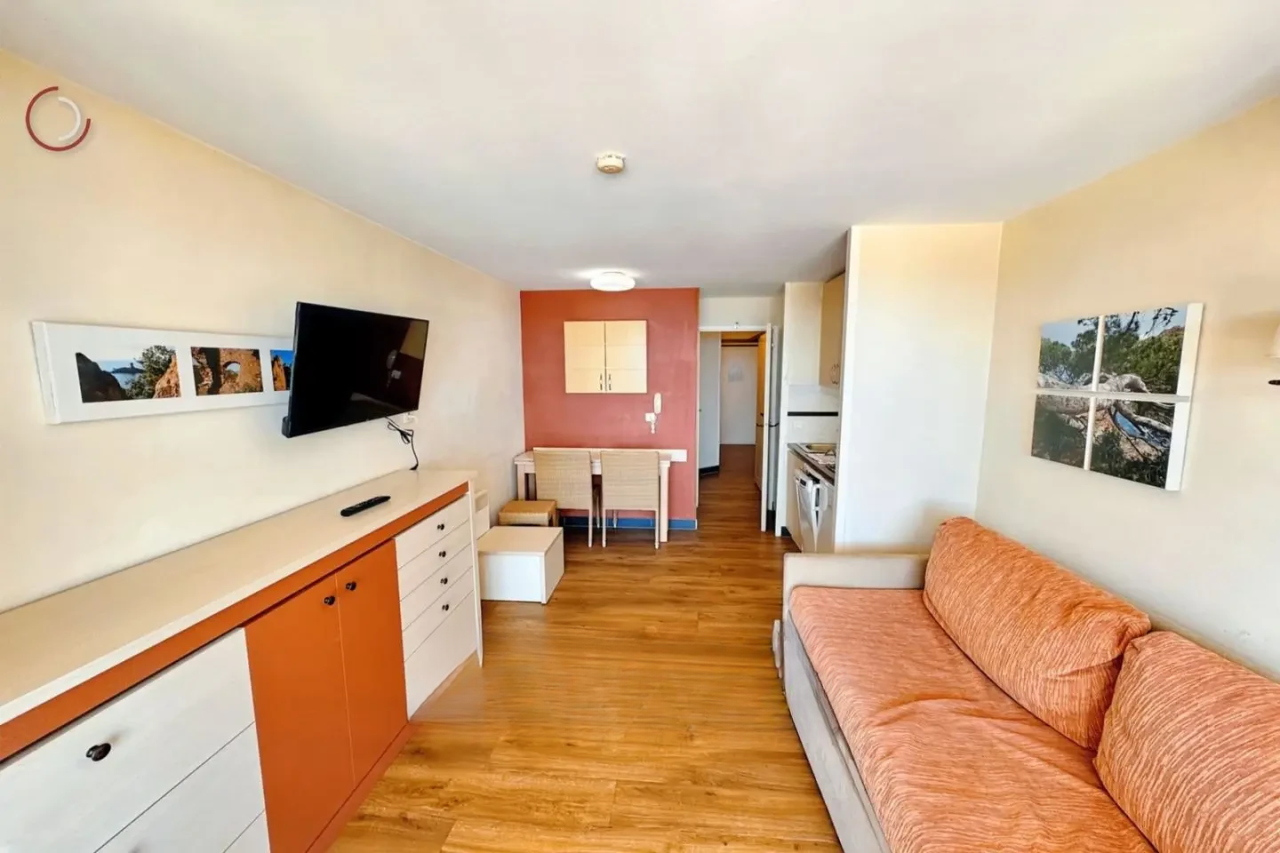 Квартира в Каннах, Франция, 27 м² - фото 2