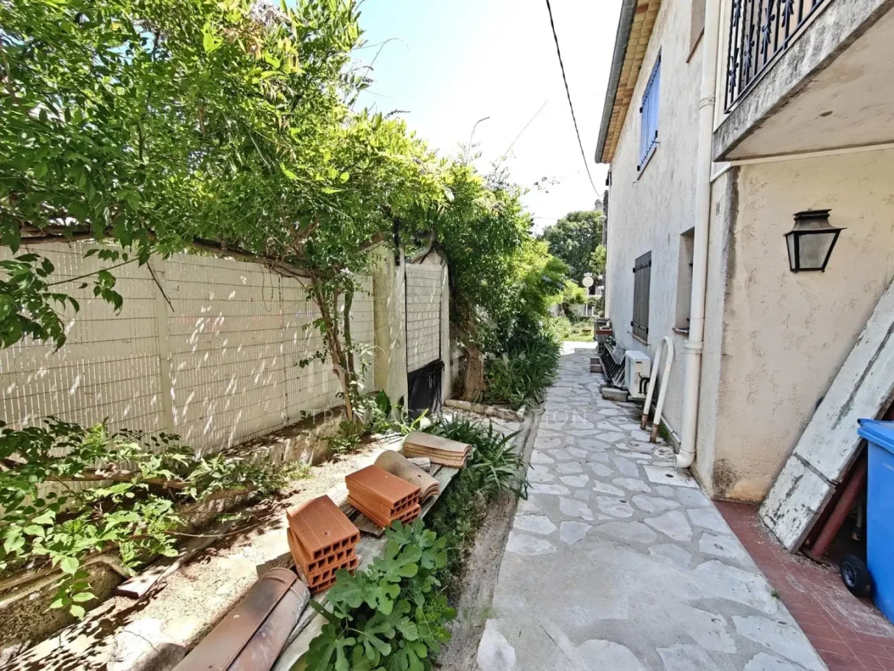 Квартира в Каннах, Франция, 77 м² - фото 2