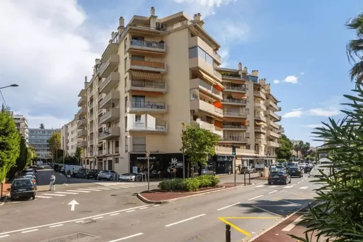 Квартира в Каннах, Франция, 49 м² - фото 2