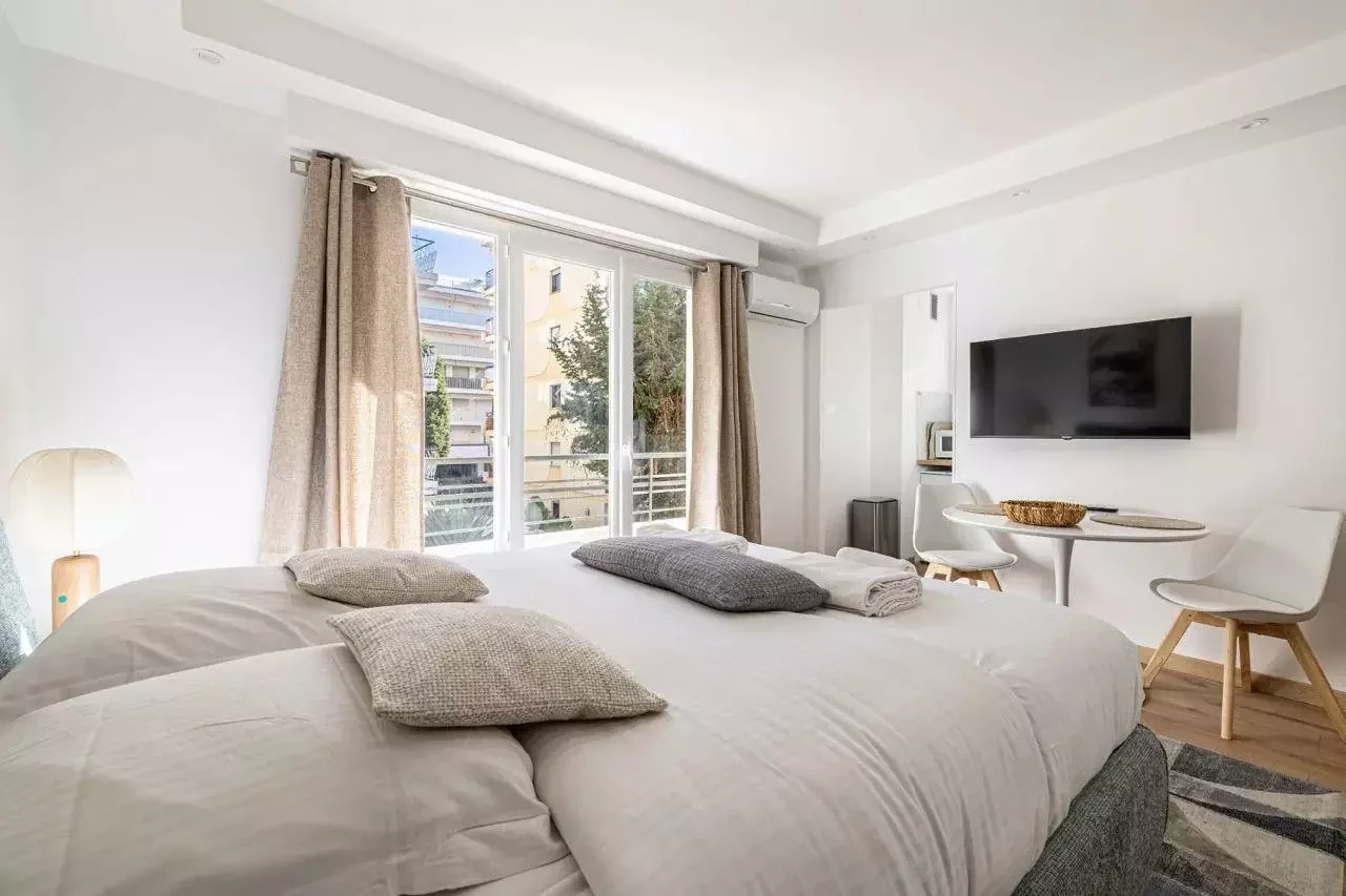 Квартира в Каннах, Франция, 24 м² - фото 2