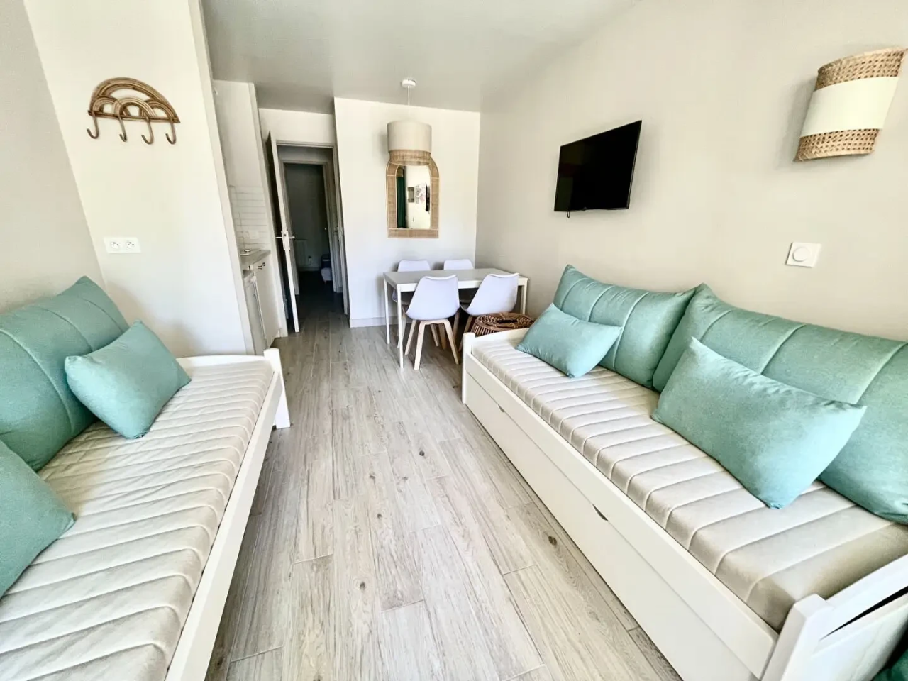 Квартира в Каннах, Франция, 26 м² - фото 2