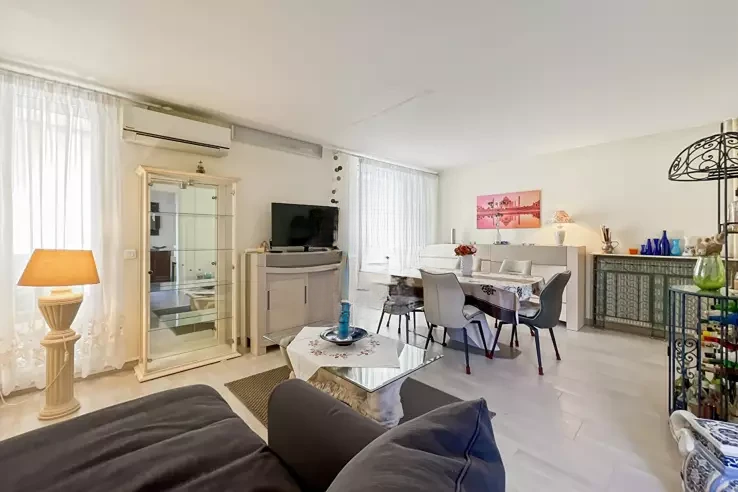 Квартира в Каннах, Франция, 84 м² - фото 2