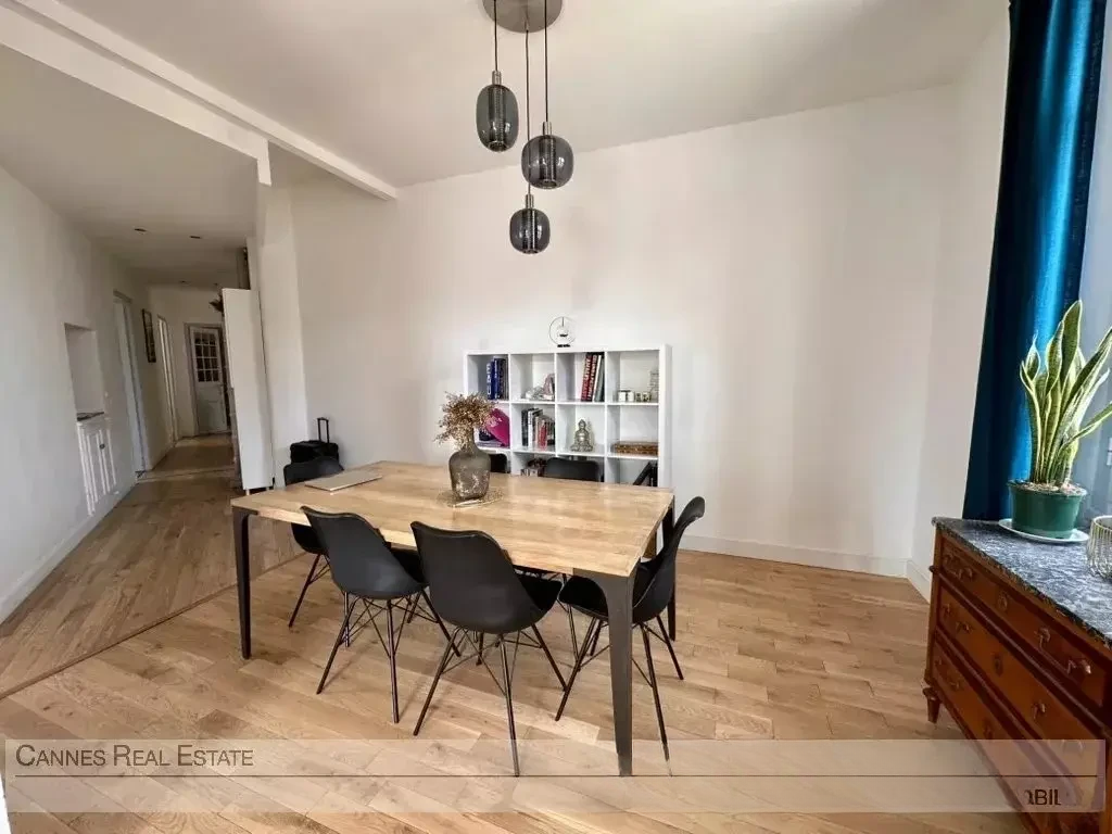 Квартира в Каннах, Франция, 97 м² - фото 2