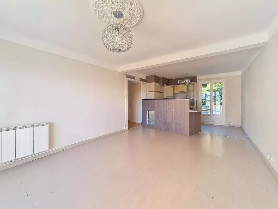Квартира в Каннах, Франция, 70 м² - фото 2