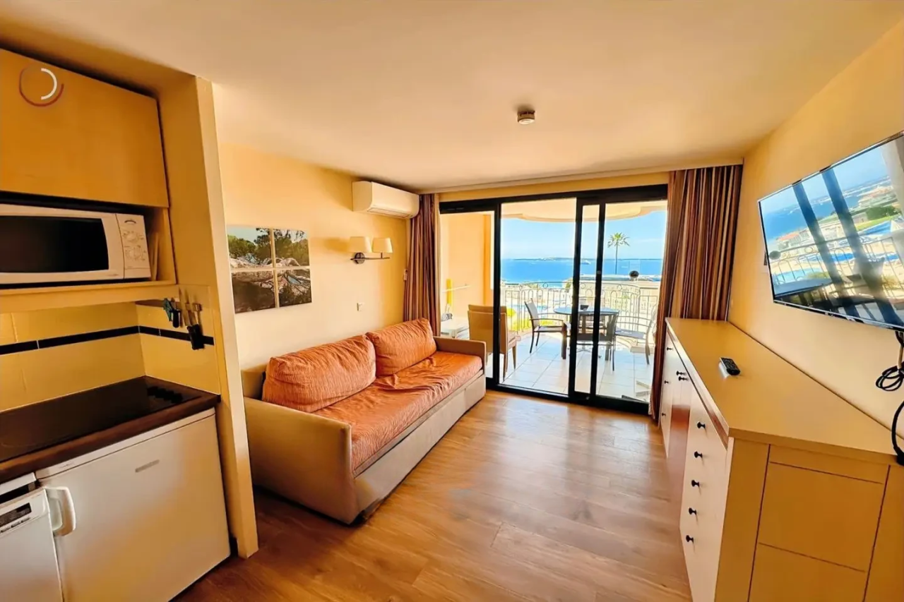 Квартира в Каннах, Франция, 27 м² - фото 3