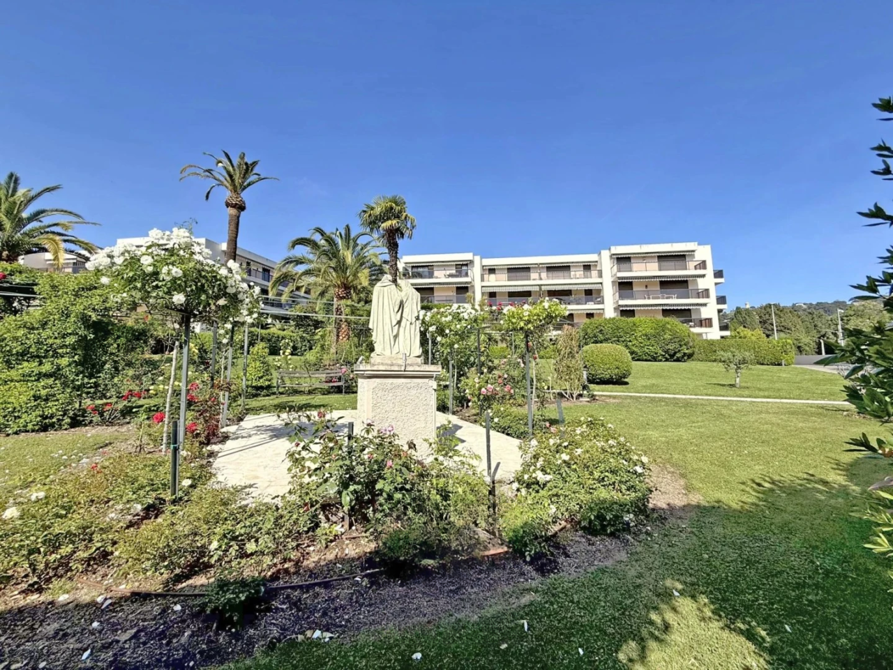Квартира в Каннах, Франция, 84 м² - фото 3