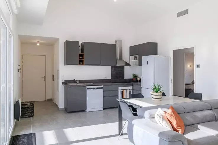 Квартира в Каннах, Франция, 74 м² - фото 2
