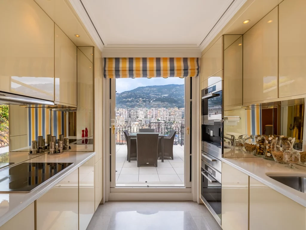 Квартира в Монако, Монако, 367 м² - фото 6