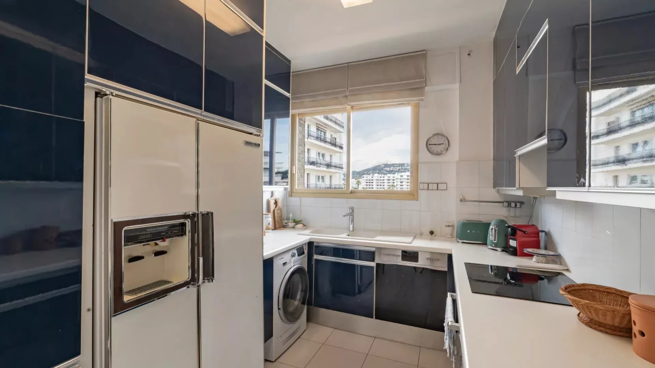 Квартира в Каннах, Франция, 160 м² - фото 10