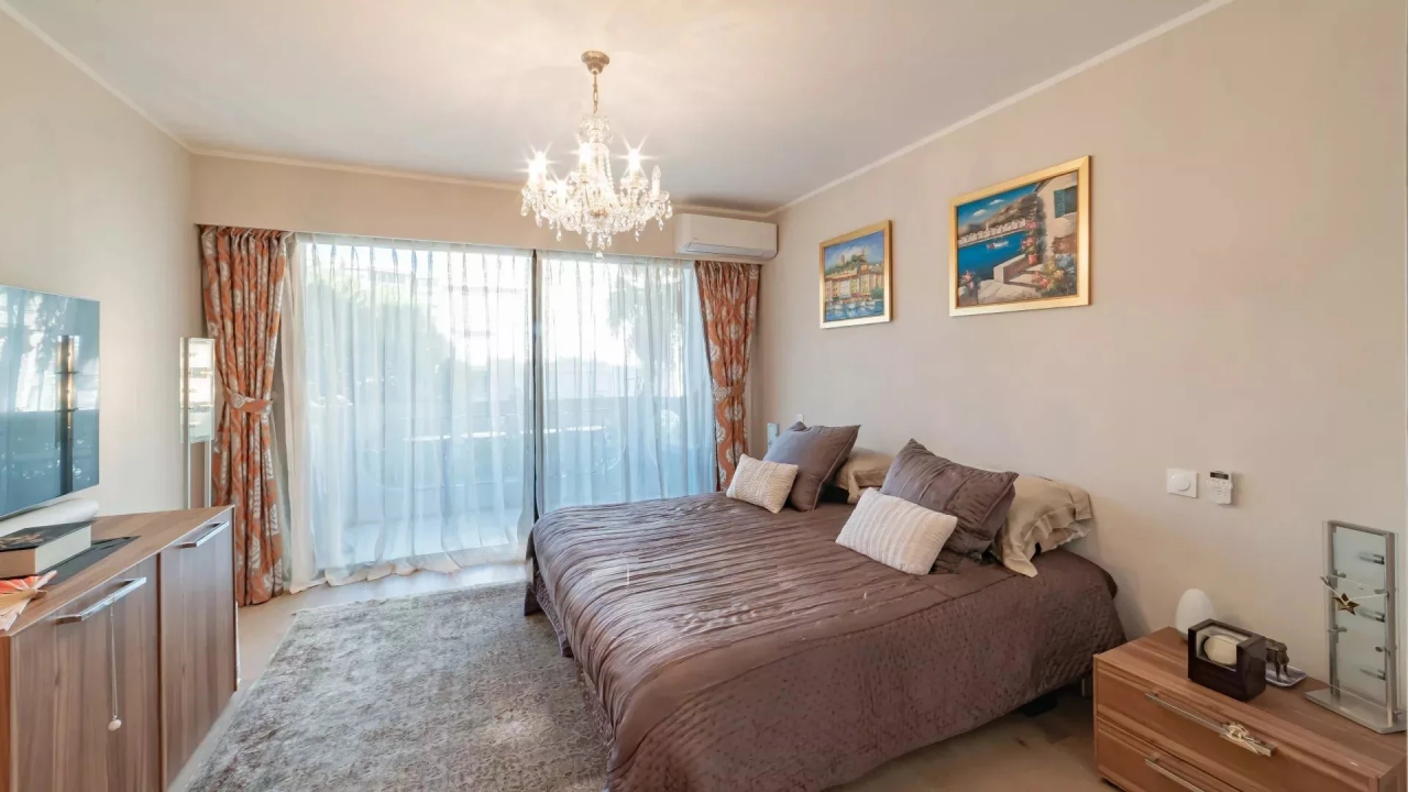 Квартира в Каннах, Франция, 92 м² - фото 11